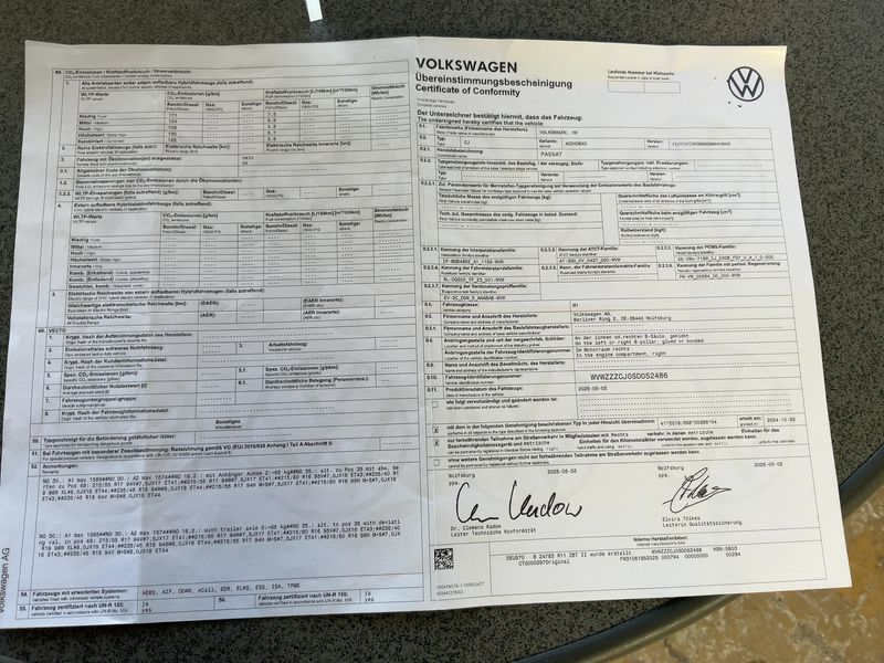 Volkswagen Passat 1.5 eTSI Business — zdjęcie 16