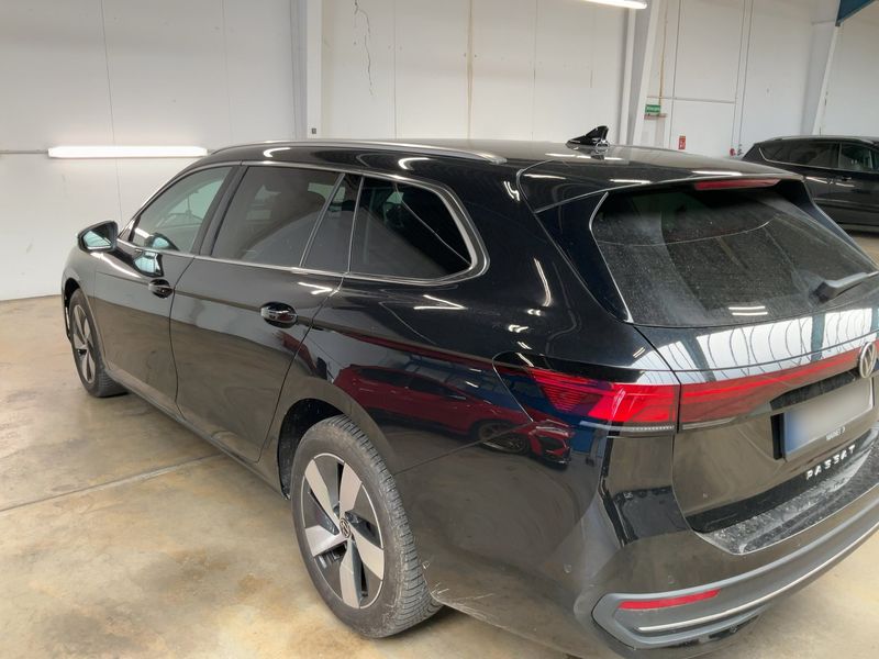 Volkswagen Passat 1.5 eTSI Business — zdjęcie 3