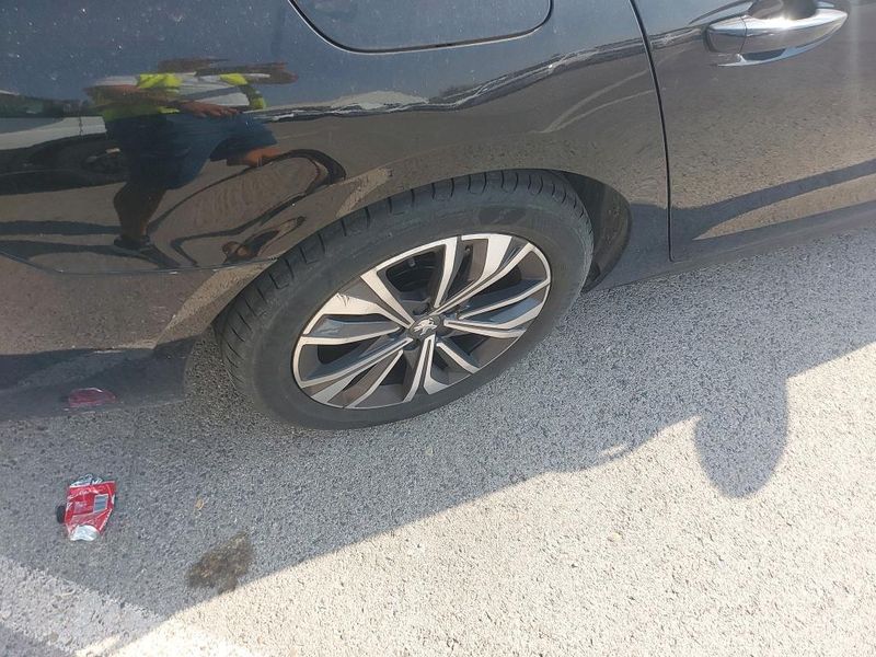 Peugeot 508 1.5 Blue-HDi Allure Pack — zdjęcie 38