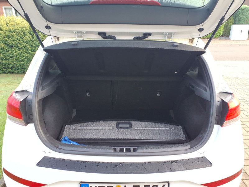 Hyundai i30 1.5 T-GDI Mild-Hybrid Edition 30 — zdjęcie 8