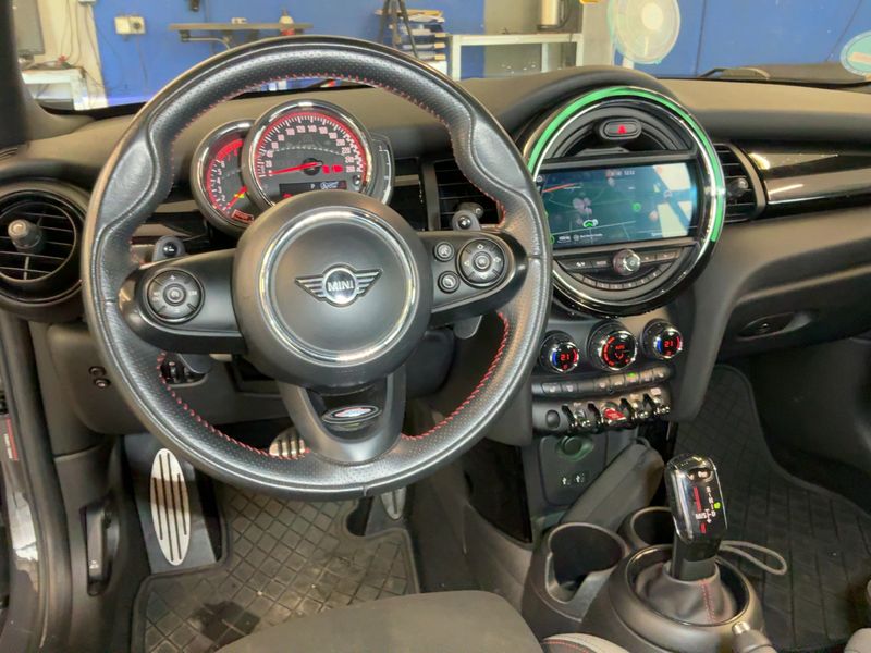MINI Cabrio John Cooper Works — zdjęcie 13