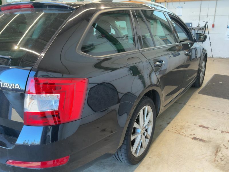 Skoda Octavia 2.0 TDI Joy — zdjęcie 6
