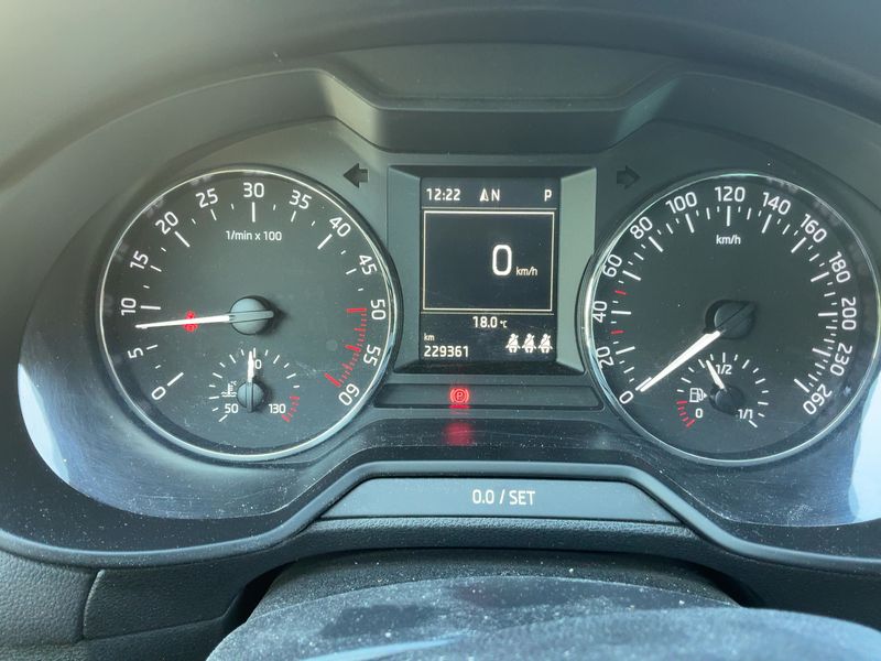 Skoda Octavia 2.0 TDI Joy — zdjęcie 13