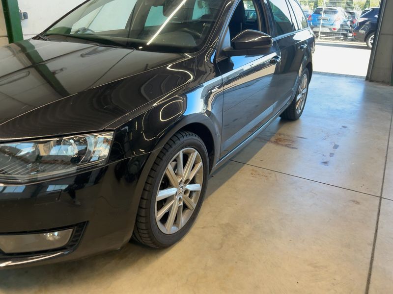 Skoda Octavia 2.0 TDI Joy — zdjęcie 2