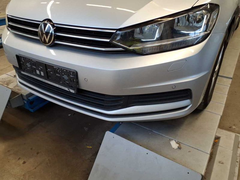 Volkswagen Touran 2.0 TDI Comfortline BlueMotion Tech — zdjęcie 38