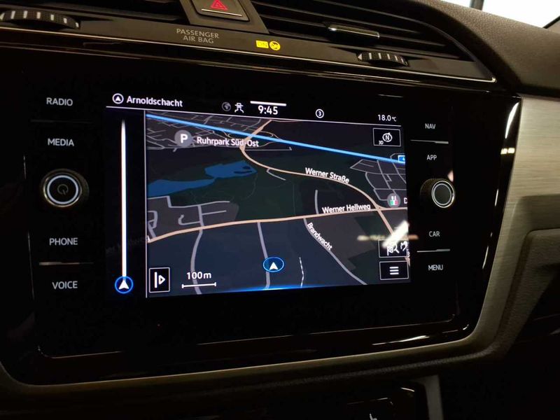 Volkswagen Touran 2.0 TDI Comfortline BlueMotion Tech — zdjęcie 28