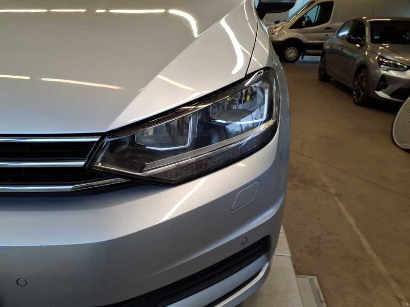 Volkswagen Touran 2.0 TDI Comfortline BlueMotion Tech — zdjęcie 15