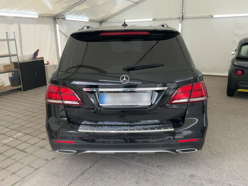 Mercedes-Benz GLE-Klasse GLE 250 d AMG Line — zdjęcie 5