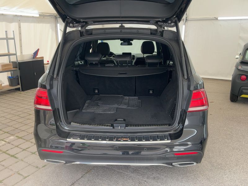 Mercedes-Benz GLE-Klasse GLE 250 d AMG Line — zdjęcie 10