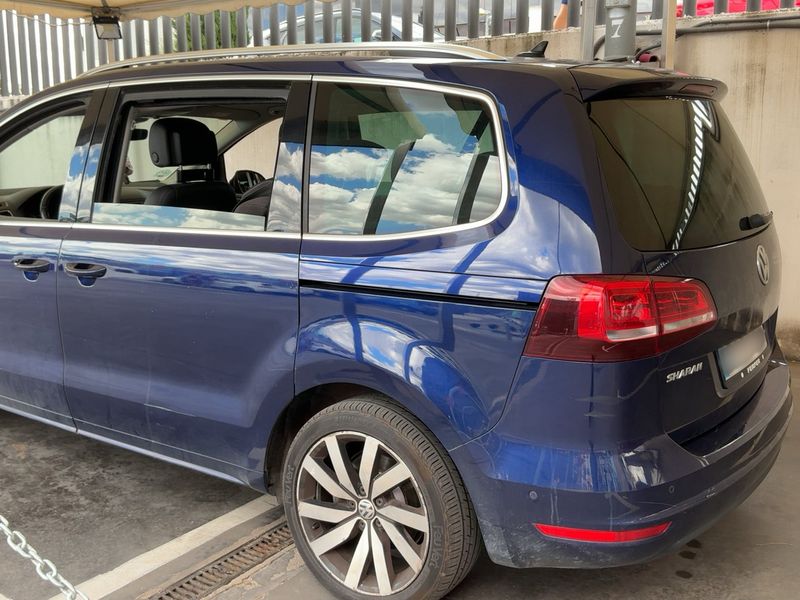 Volkswagen Sharan 2.0 TDI Sport BlueMotion Tech — zdjęcie 3
