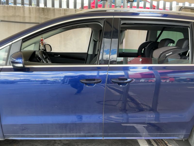 Volkswagen Sharan 2.0 TDI Sport BlueMotion Tech — zdjęcie 4