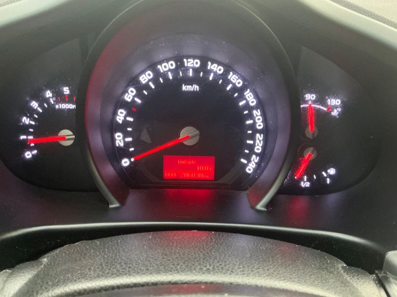 Kia Sportage 1.7 CRDi Active 2WD — zdjęcie 13