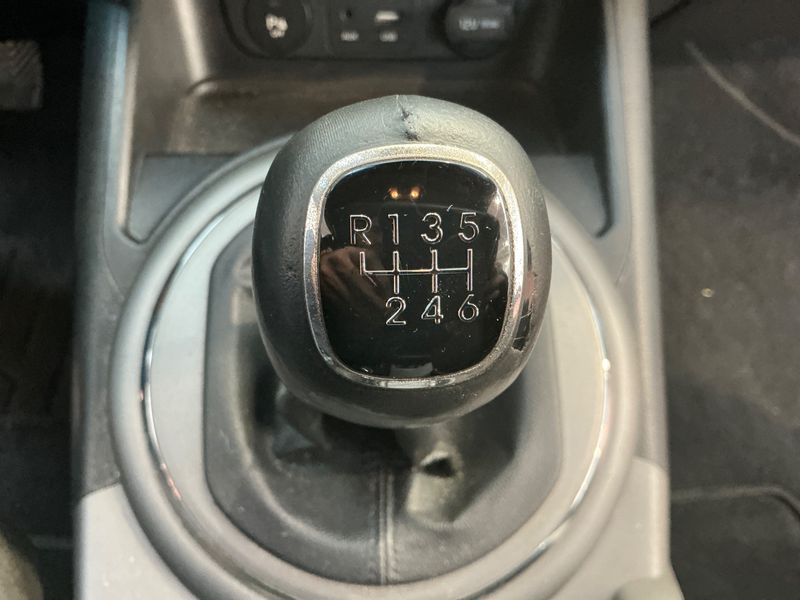 Kia Sportage 1.7 CRDi Active 2WD — zdjęcie 30