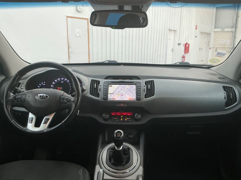 Kia Sportage 1.7 CRDi Active 2WD — zdjęcie 12