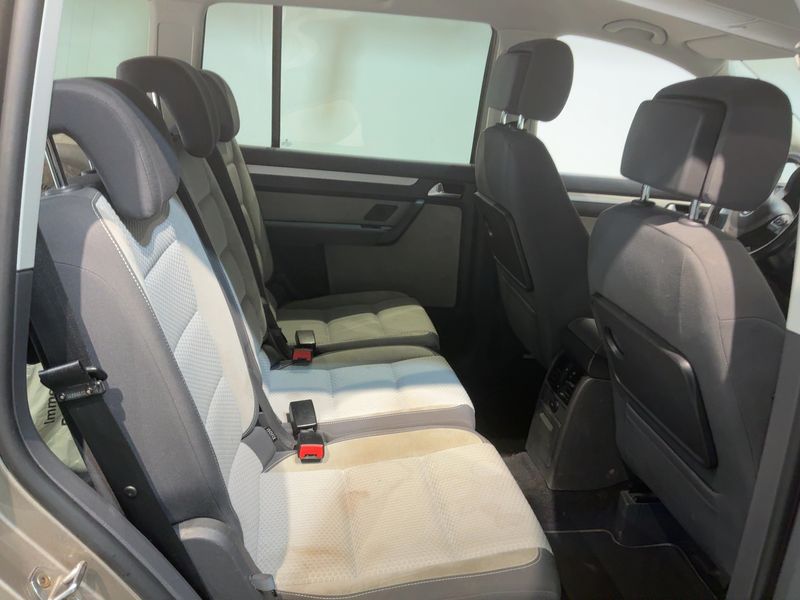 Volkswagen Touran 1.4 TSI CrossTouran — zdjęcie 14
