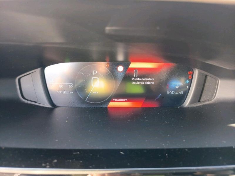Peugeot 308 1.5 Blue-HDi Active Pack — zdjęcie 6