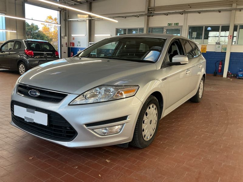 Ford Mondeo 1.6 TDCi Ambiente — zdjęcie 1