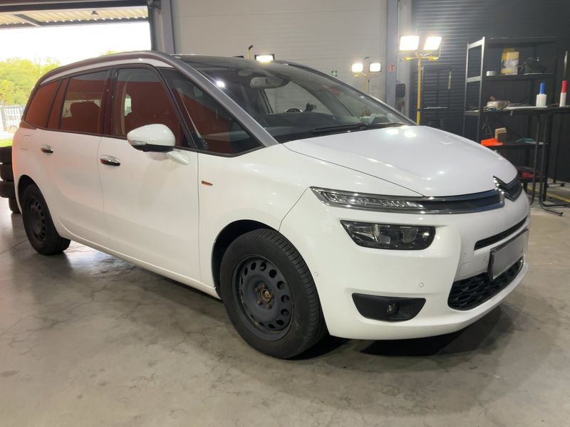 Citroen C4 Grand Picasso 1.6 Blue-HDi Exclusive — zdjęcie 8