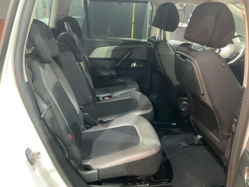 Citroen C4 Grand Picasso 1.6 Blue-HDi Exclusive — zdjęcie 14