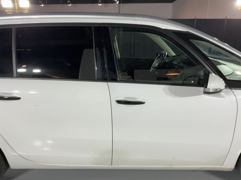 Citroen C4 Grand Picasso 1.6 Blue-HDi Shine — zdjęcie 7