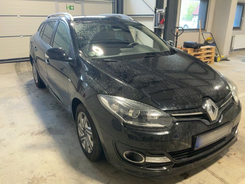 Renault Megane 1.5 dCi Limited — zdjęcie 8