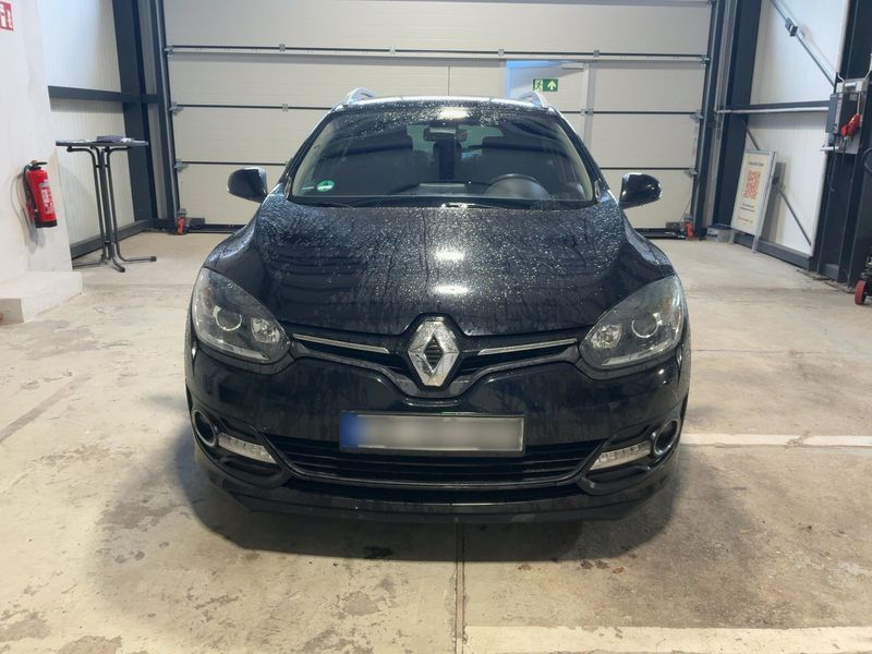 Renault Megane 1.5 dCi Limited — zdjęcie 9