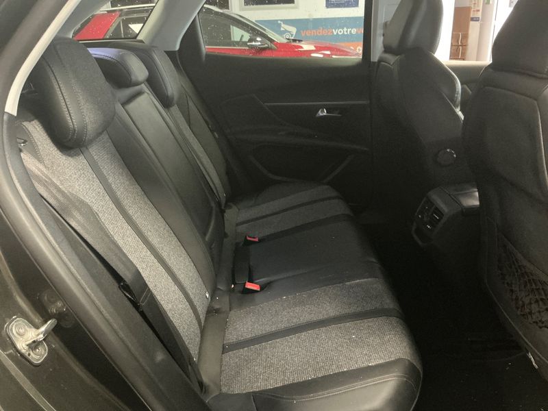 Peugeot 3008 1.6 Blue-HDi Allure — zdjęcie 14