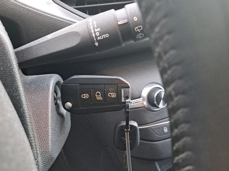 Peugeot 308 1.5 Blue-HDi Style — zdjęcie 22