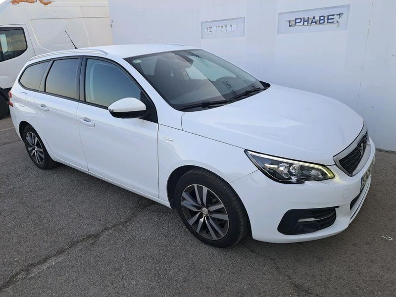 Peugeot 308 1.5 Blue-HDi Style — zdjęcie 2
