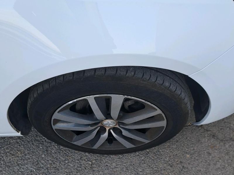 Peugeot 308 1.5 Blue-HDi Style — zdjęcie 36