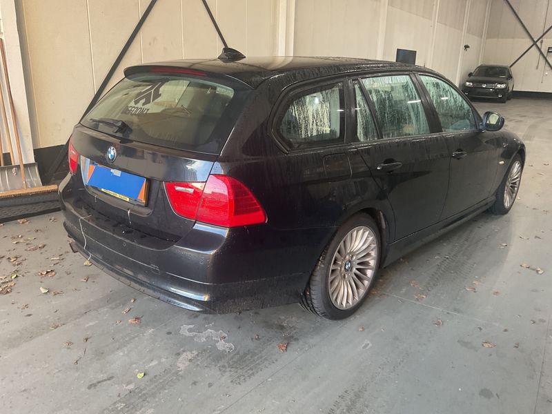 BMW 3er 318i — zdjęcie 2