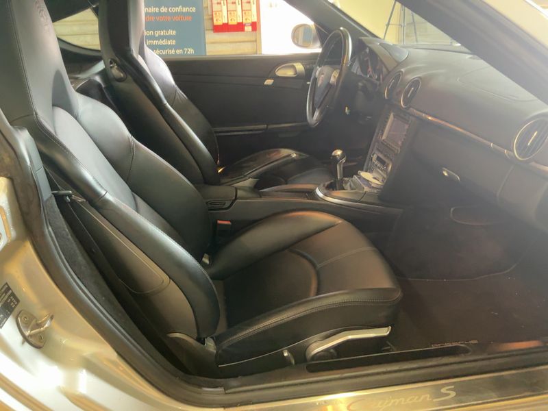 Porsche Cayman S — zdjęcie 11