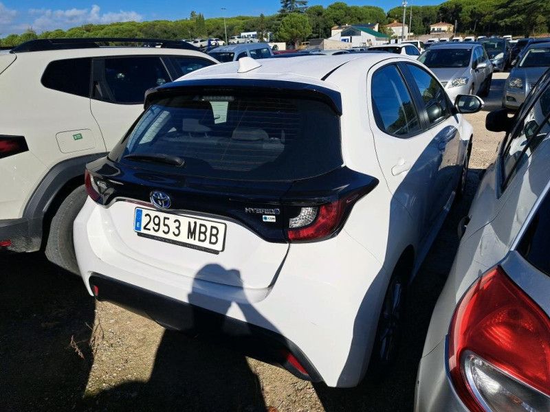 Toyota Yaris 1.5 Hybrid Business Edition — zdjęcie 4