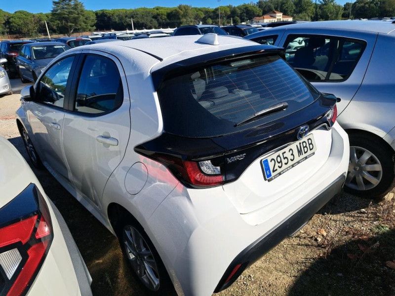 Toyota Yaris 1.5 Hybrid Business Edition — zdjęcie 3