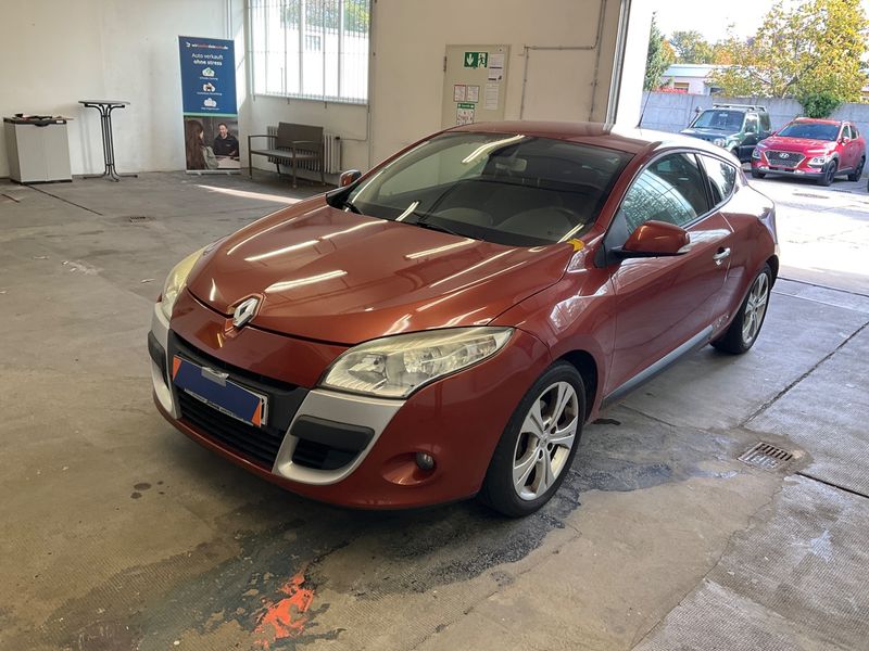 Renault Megane 1.6 Dynamique — zdjęcie 1