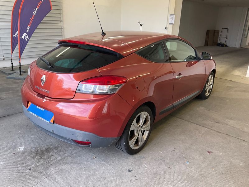 Renault Megane 1.6 Dynamique — zdjęcie 2