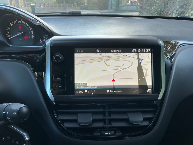 Peugeot 208 1.5 Blue-HDi Active — zdjęcie 26