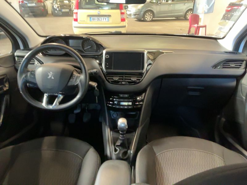 Peugeot 208 1.5 Blue-HDi Active — zdjęcie 12