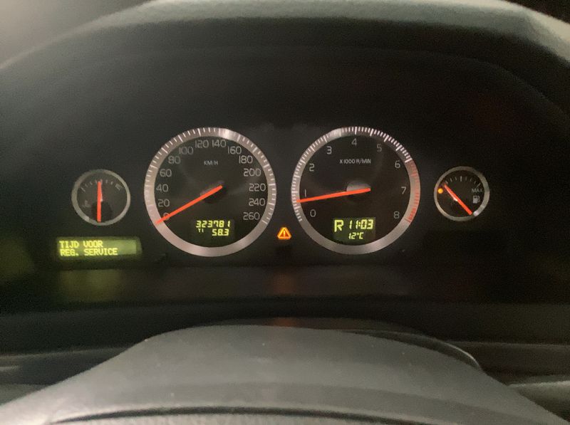Volvo S80 2.5 T Momentum — zdjęcie 4
