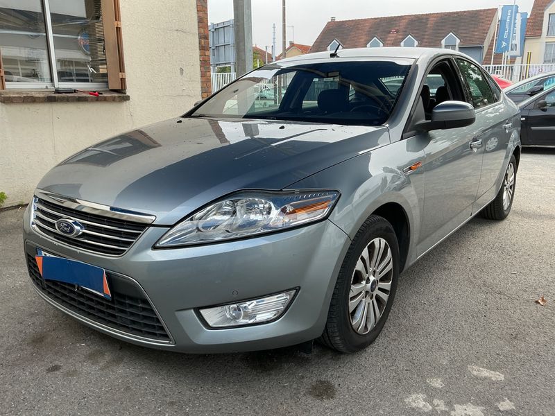 Ford Mondeo 2.0 TDCi Ghia — zdjęcie 1