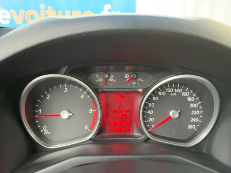 Ford Mondeo 2.0 TDCi Ghia — zdjęcie 4