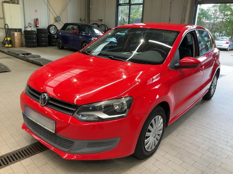 Volkswagen Polo 1.4 FSI Comfortline — zdjęcie 1