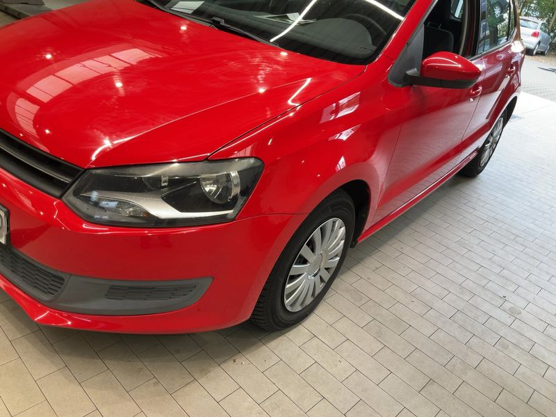Volkswagen Polo 1.4 FSI Comfortline — zdjęcie 2