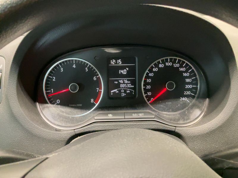 Volkswagen Polo 1.4 FSI Comfortline — zdjęcie 13