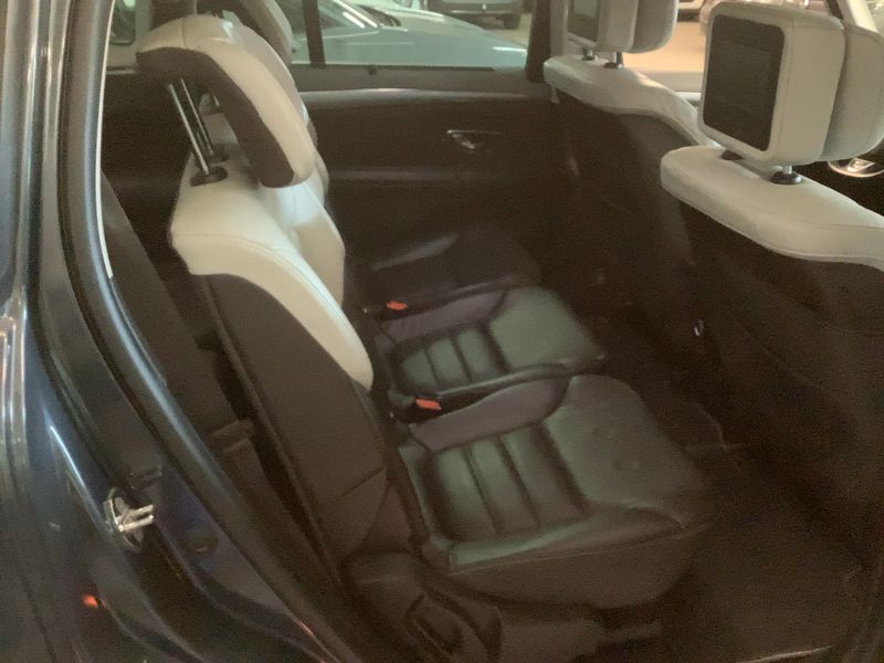 Renault Espace 1.6 dCi Energy Initiale Paris — zdjęcie 14