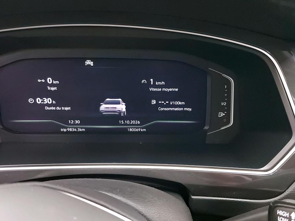 Volkswagen Tiguan 2.0 TDI Active — zdjęcie 6