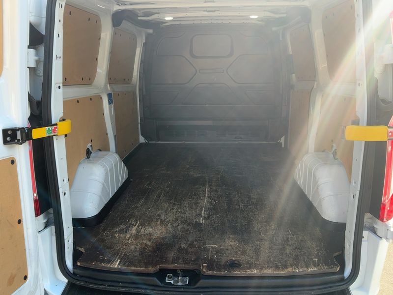 Ford Transit Custom 2.0 TDCi 320 L1 Trend — zdjęcie 10