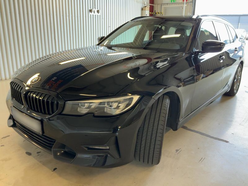BMW 3er 320d xDrive Sport Line — zdjęcie 1
