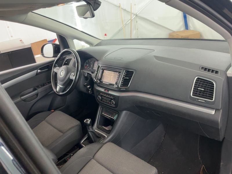Volkswagen Sharan 2.0 TDI Comfortline BlueMotion Tech — zdjęcie 12