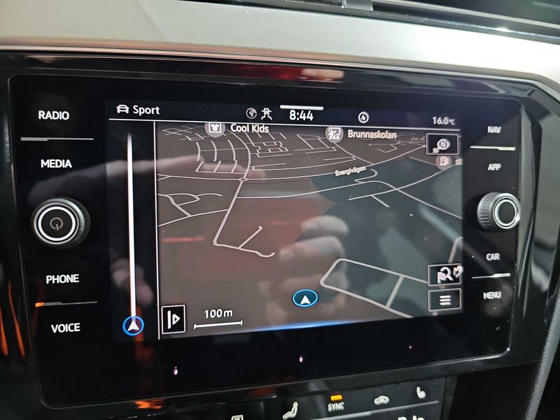 Volkswagen Passat Alltrack 2.0 TDI 4Motion — zdjęcie 13